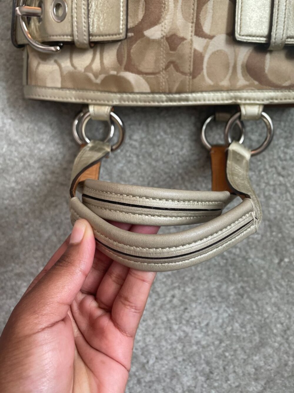 Vintage Coach Y2K Tan/Silver Optic Signature Canvas Tote Shoulder Bag 0498 💿 - Picture 7 of 16